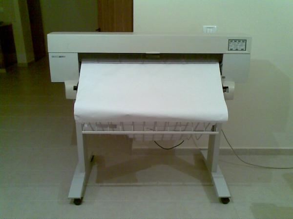פלוטר HP 450C למכירה