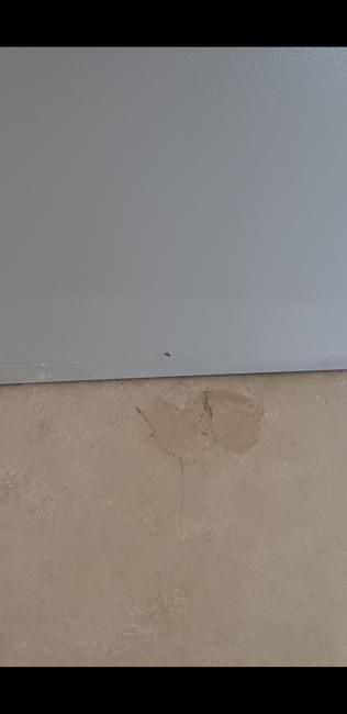 שריטות במרצפות גרניט פורצלן מט