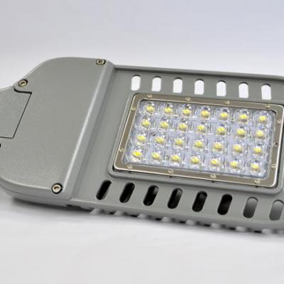 תאורת רחובות LED בהספקים 30W-50W