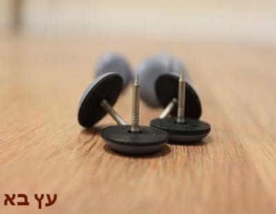 דסקיות החלקה לרהיטים- מגה סליידרס