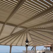 פרגולה מעץ או אלומיניום