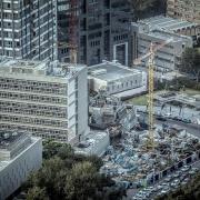 הימור בטוח - על דילמת הבנייה בפתח תקווה ועוד