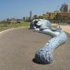 רוסלן סרגייב ופסל &quot;גל גדול&quot; (24מ.)