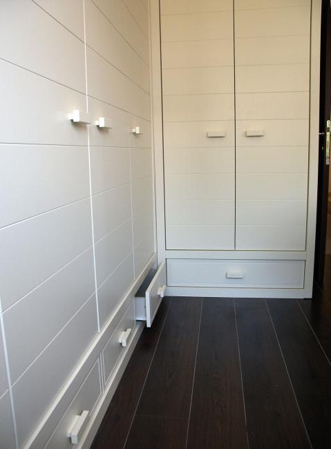 מערכת ארונות בגדים