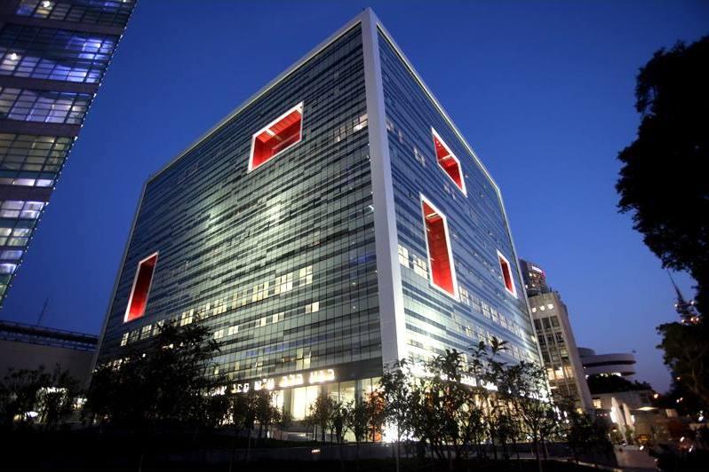 יום עיון - פתחים ומעטפת