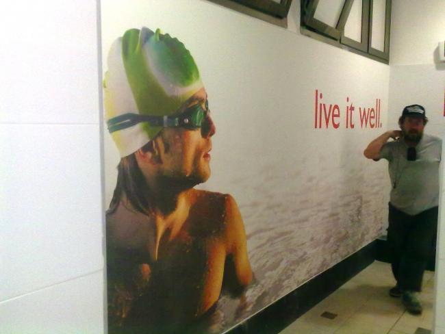 הולמס פלייס