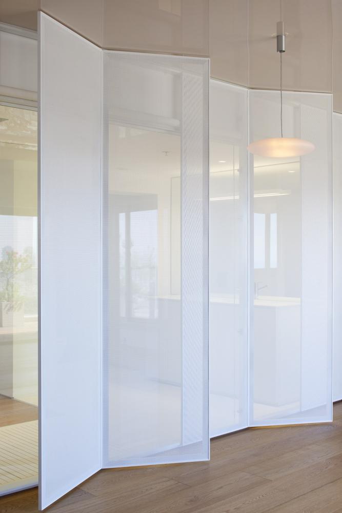 פריצקי וליאני,מגורי O APRTMENT