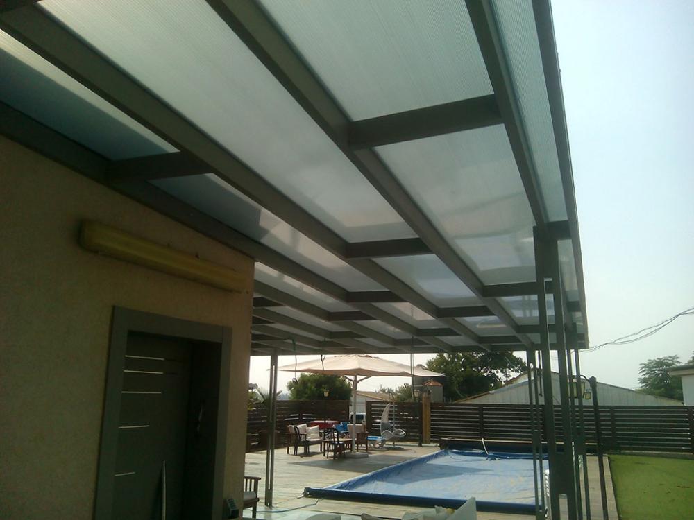 פרגולה דגם SmartSol במראה עדין