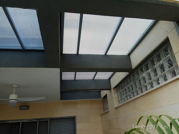 פתרון נקי לקירוי פרגולות בטון
