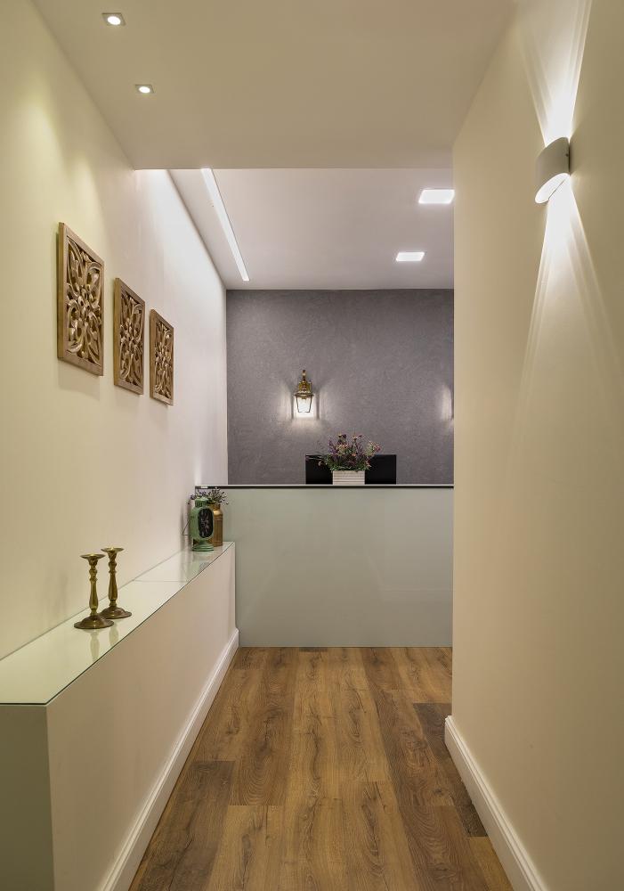 הכניסה למשרד