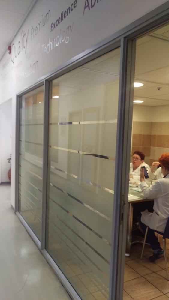 קפיטריה לפני