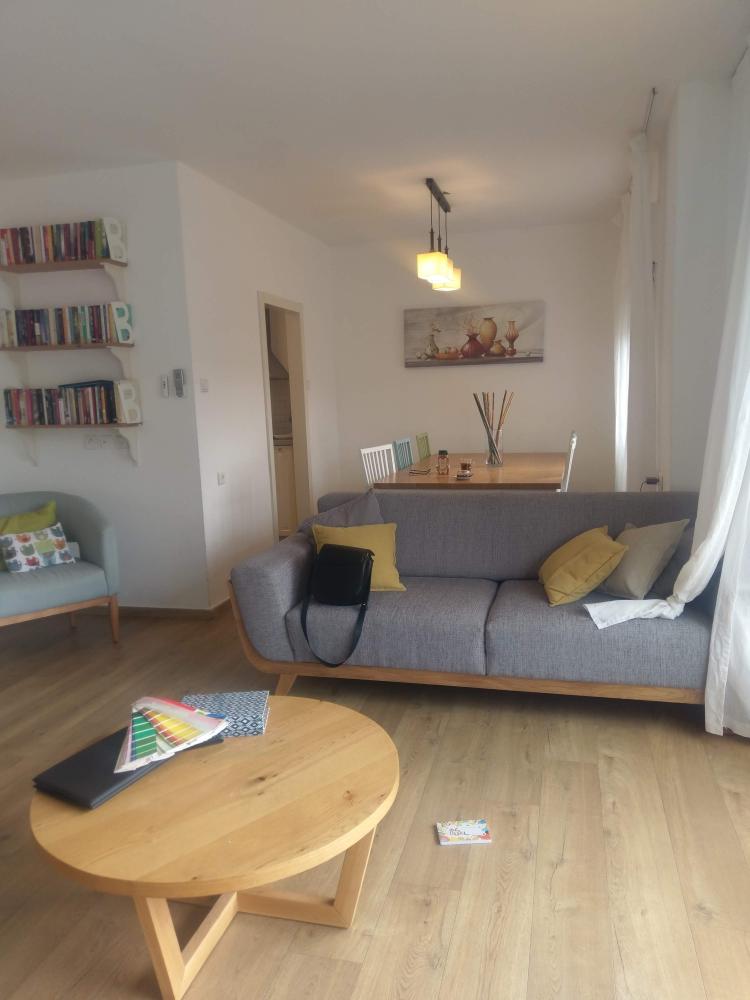 סלון לפני המשך..