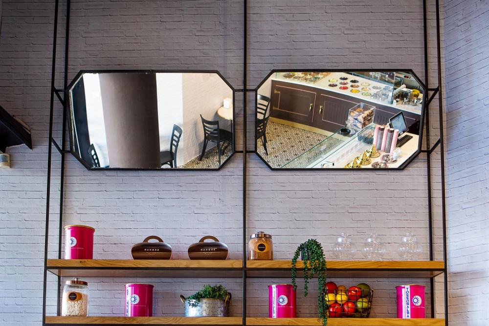 גלידריית דנור עיצוב תצוגה