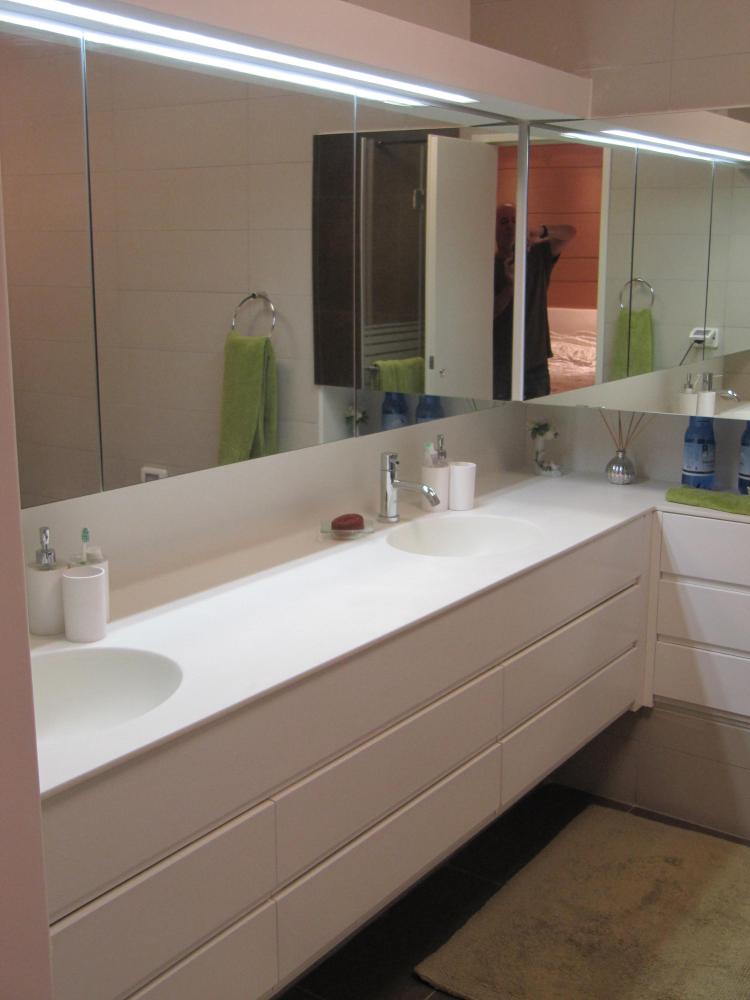 חדר רחצה הורים