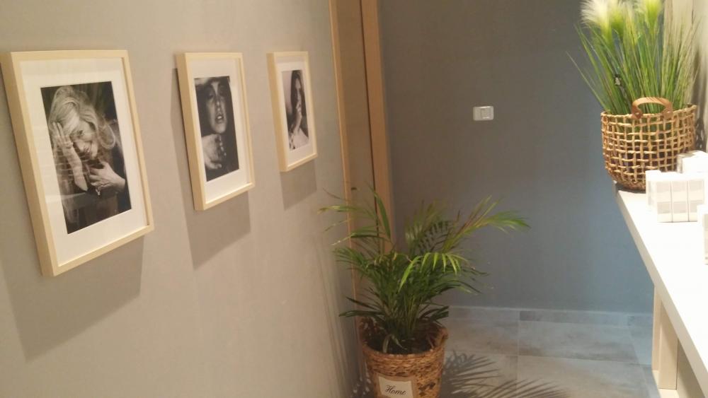 מסדרון לחדרי טיפול