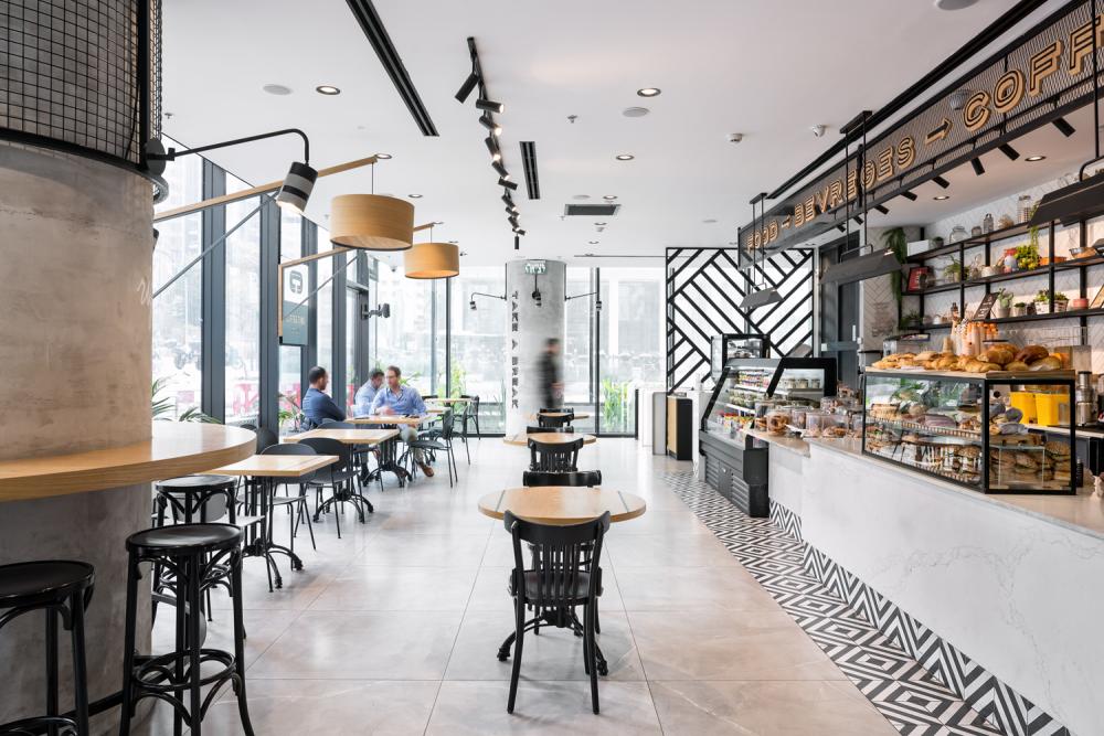 מנורות עץ שולחנות עץ כסאות עץ