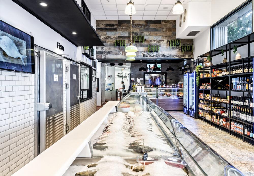 עיצוב חנות דגים- אחים דובקין