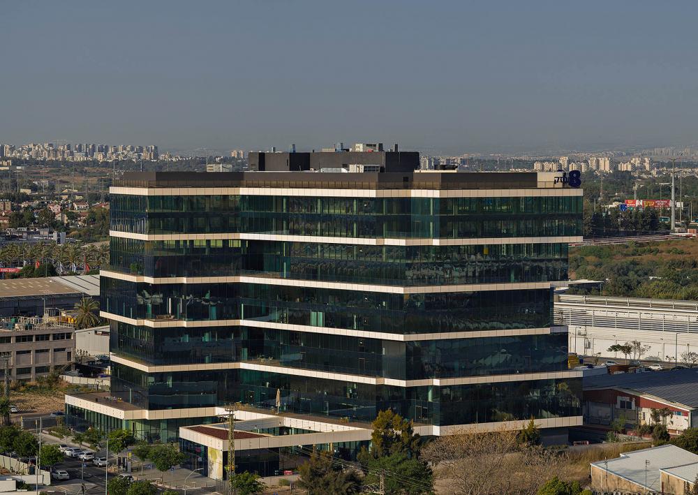 פנים 5