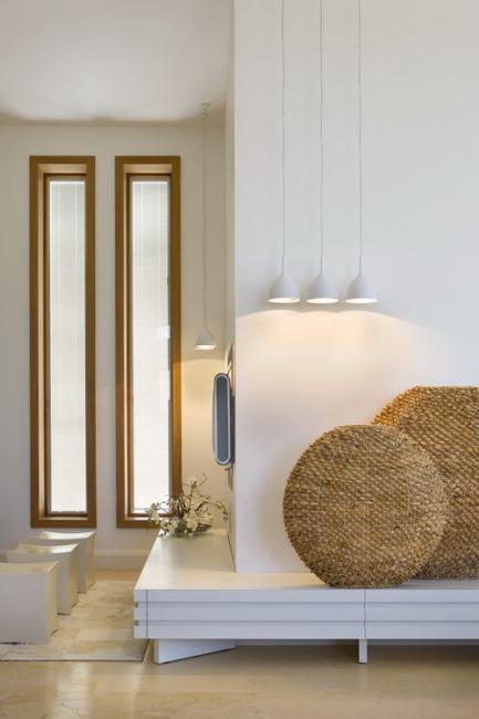 ריהוט + חלונות עץ אלומיניום