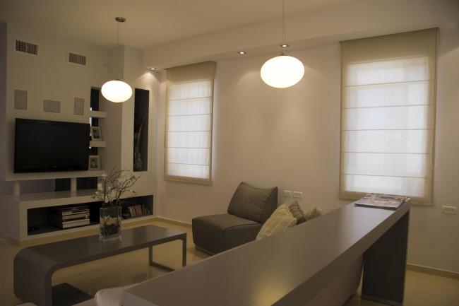 מבט לקיר הגבס