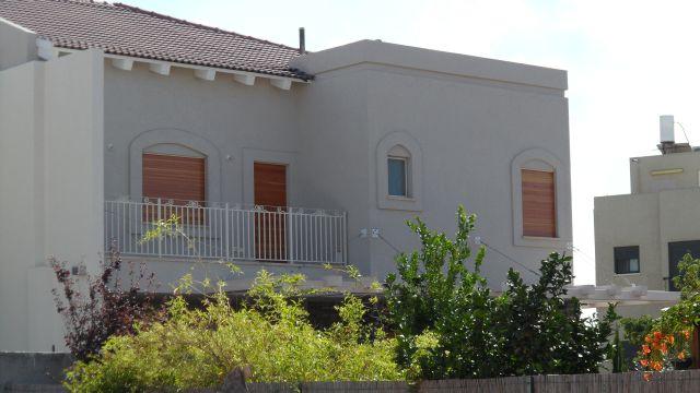 חזית אחורית.