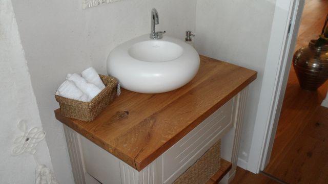 כיור שרותי האורחים.