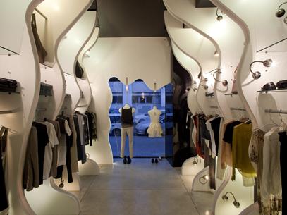 בית האופנה L'etranger