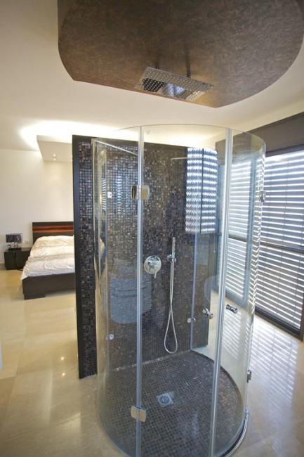 חדר רחצה הורים