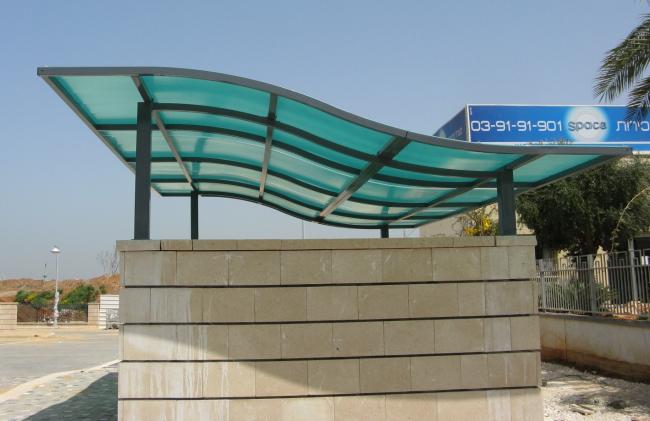 פרגולה בקירוי פוליגל