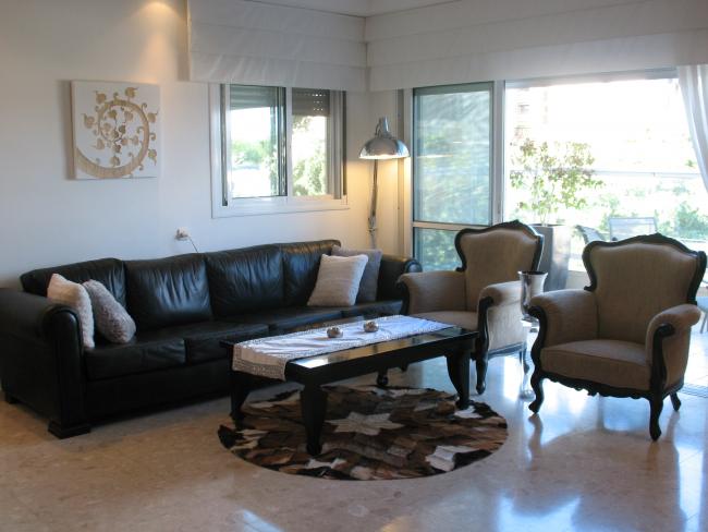 פינת הישיבה בסלון