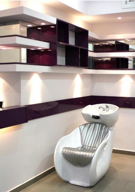 "קרן מזור אדריכלות פנים" עיצוב מספרה