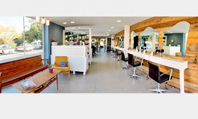 מבט מהכניסה