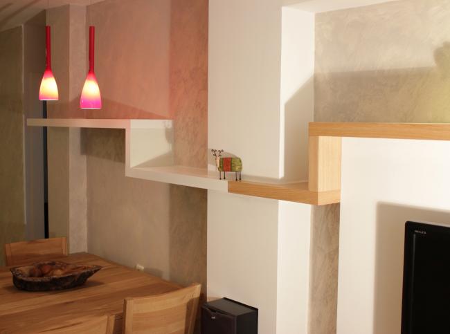 מדף המשכי בשני גוונים