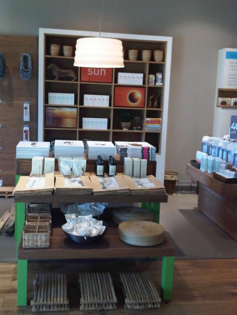 עיצוב חנות אהבה ים המלח - סטיילינג