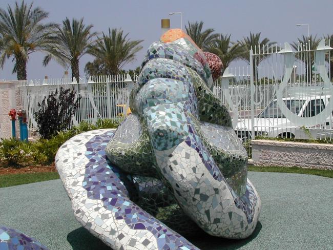 פתח דיבור בפסל משחק "זיקית"