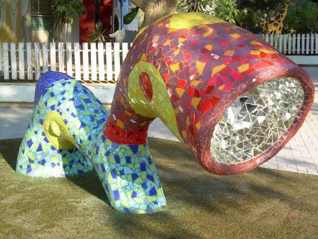 פסל מוזאיקה מדע