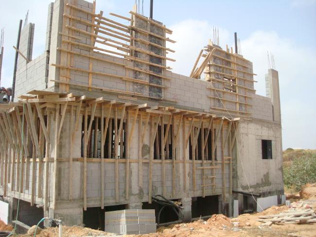 נראה יפני משהו, הגפרורים האלה..