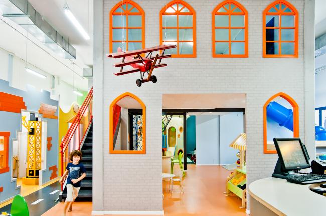 הטירה בכניסה