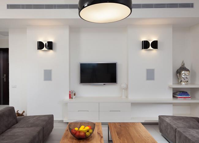 שידת מדיה א-סימטרית (צביעה אפוקסית)