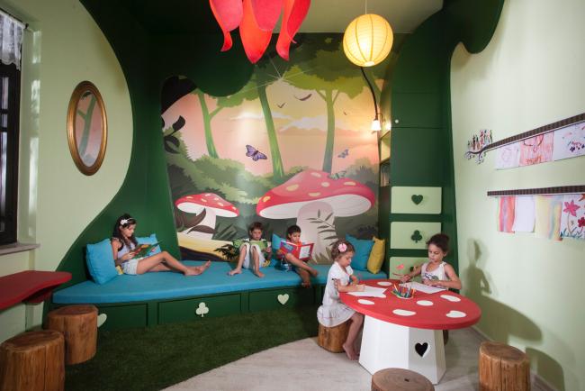 חדר רגיעה משולב במוסיקה - בקונספט של יער