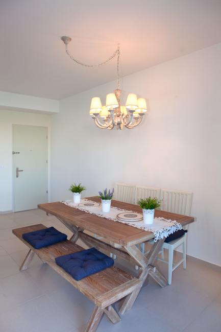 עיצוב פינת אוכל בדירת קבלן