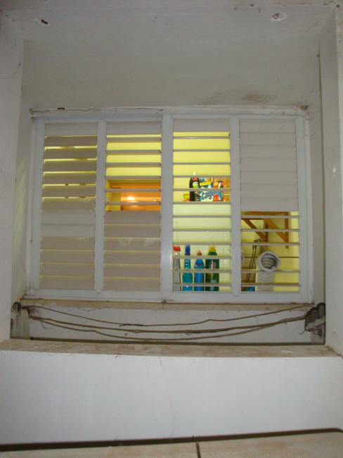 מסתור הכביסה לפני השיפוץ 