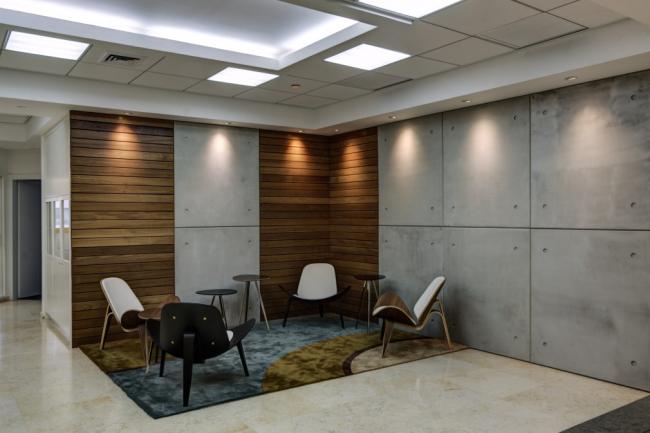 מבט לאזור ההמתנה 