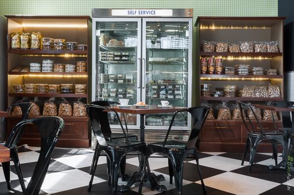 עיצוב פנים מאפיה ובית קפה הרמן