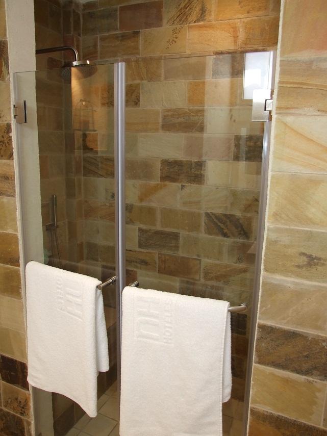 מקלחת כפולה לה ולו- פינוק אמיתי