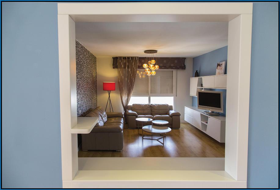 מבט לסלון מהמטבח