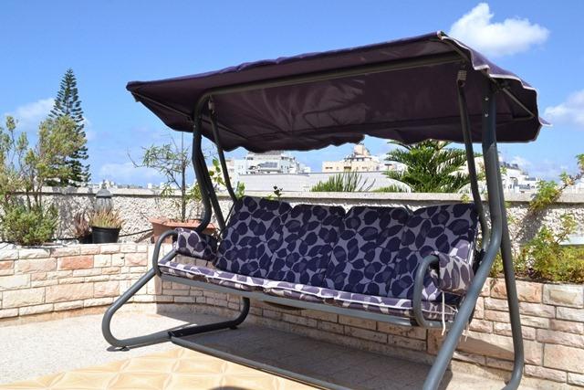 עיצוב גג בחולון