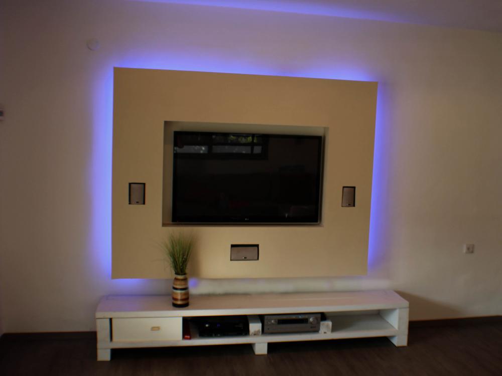 נישת גבס לטלביזיה