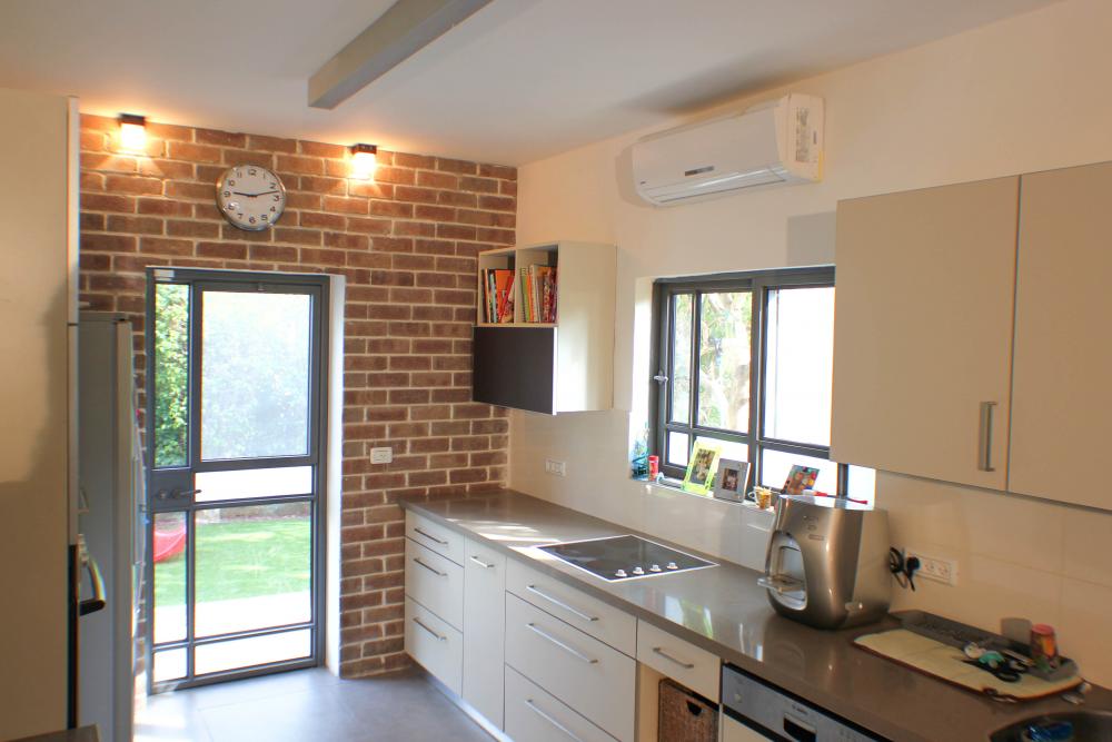 מטבח מזוית נוספת