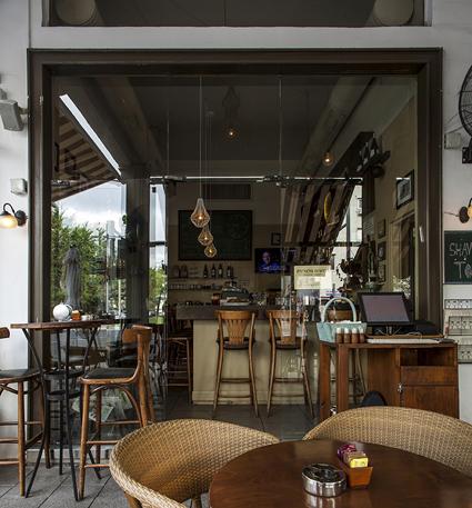 קפה הורקנוס המיתולגי תל אביב